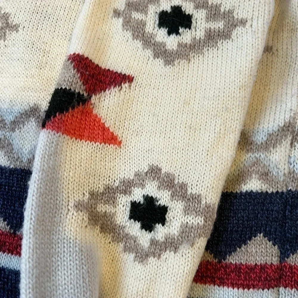 American Eagle Aztec wool sweater‎